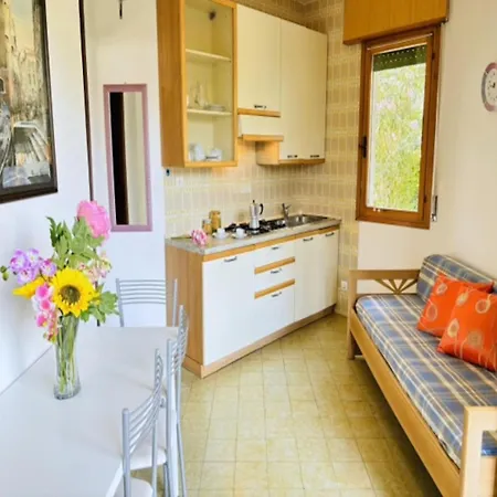 Lejlighed Charming With Private Garden *