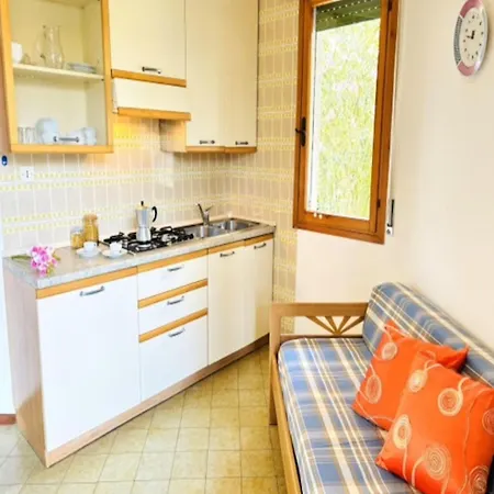 Charming With Private Garden Lejlighed Bibione
