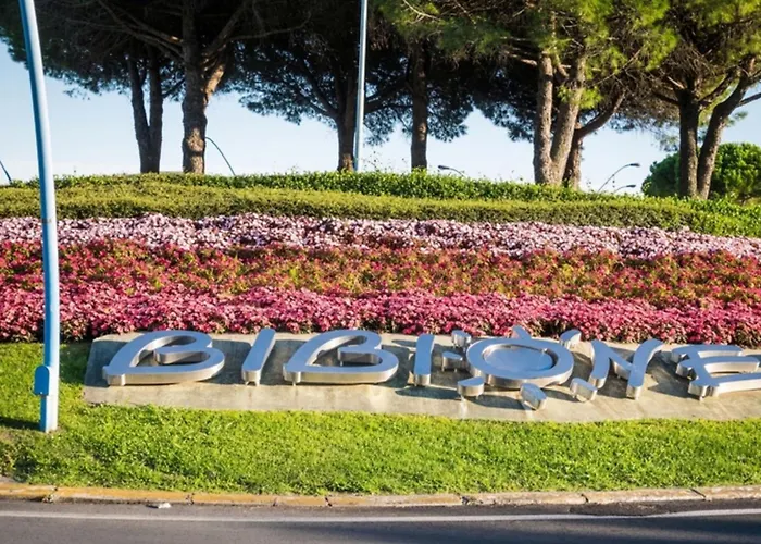 Charming With Private Garden Bibione