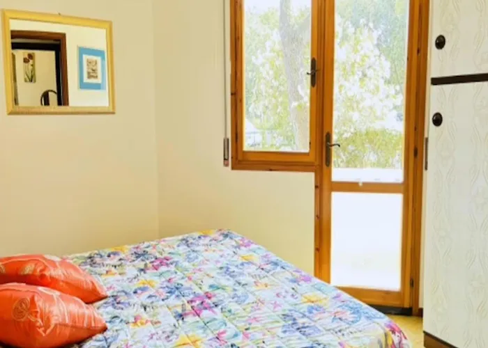 Charming With Private Garden Daire Bibione